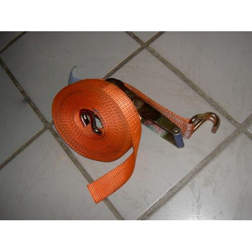 Stevige aanhanger   Goede stevige aanhanger, 2.10 X 100 (ongeveer) Zware belasting mogenlijk door bladveren, verlichtin