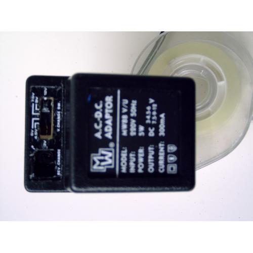 Motorola SPN5038A Reislader   Motorola SPN5038A Reislader GESCHIKT VOOR:Motorola: V710 V630 V600 V557 V551 V525 V505 V500 V400 V3