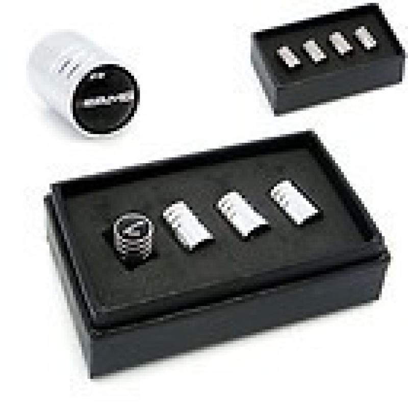 MERCEDES BENZ VENTIELDOPPEN AMG -   MERCEDES BENZ VENTIELDOPPEN AMG - A B C CL CLK E M Kl SLK CLK W123 W124 W210 W211 4 stuks Chrom