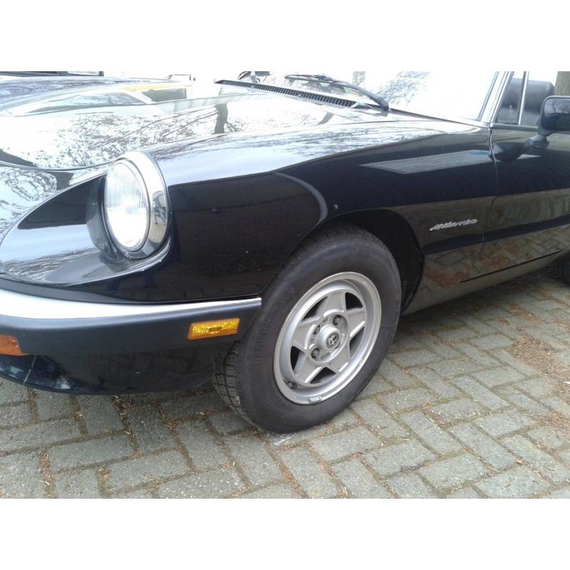 Alfa Romeo SEMI-automaat 156 2.0 Selespeed te koop   Alfa Romeo SEMI-automaat 156 2.0 Selespeed te koop. NIUWE APK,niuwe ACCU,Vooruit,Lambdasonde,Draa