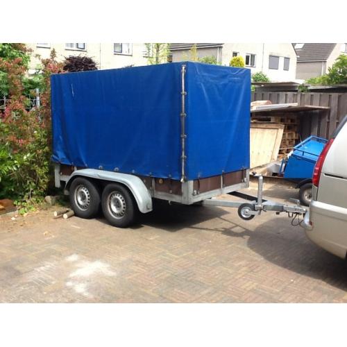 Mooie nette aanhangwagen   Mooie nette goed uitziende aanhangwagen. Bakmaat is 210 x 100 cm. Banden zijn goed Verlichting is g