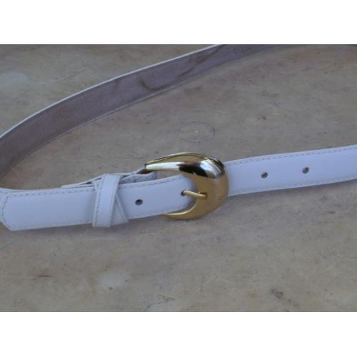 Elastieken Vlinder Riem   Elastieken Vlinder Riem Totale lengte = 100 cm Max Buik = 88 cm Br = 2,5 cm 