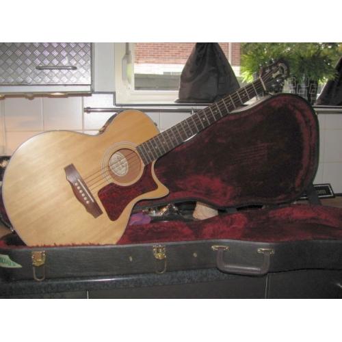 Ibanez Concord 12 string Jumbo 1971 Vintage   model 698-12, geweldige kopie van gibson J 200. klinkt ook beter als een veel duurdere Guild. z