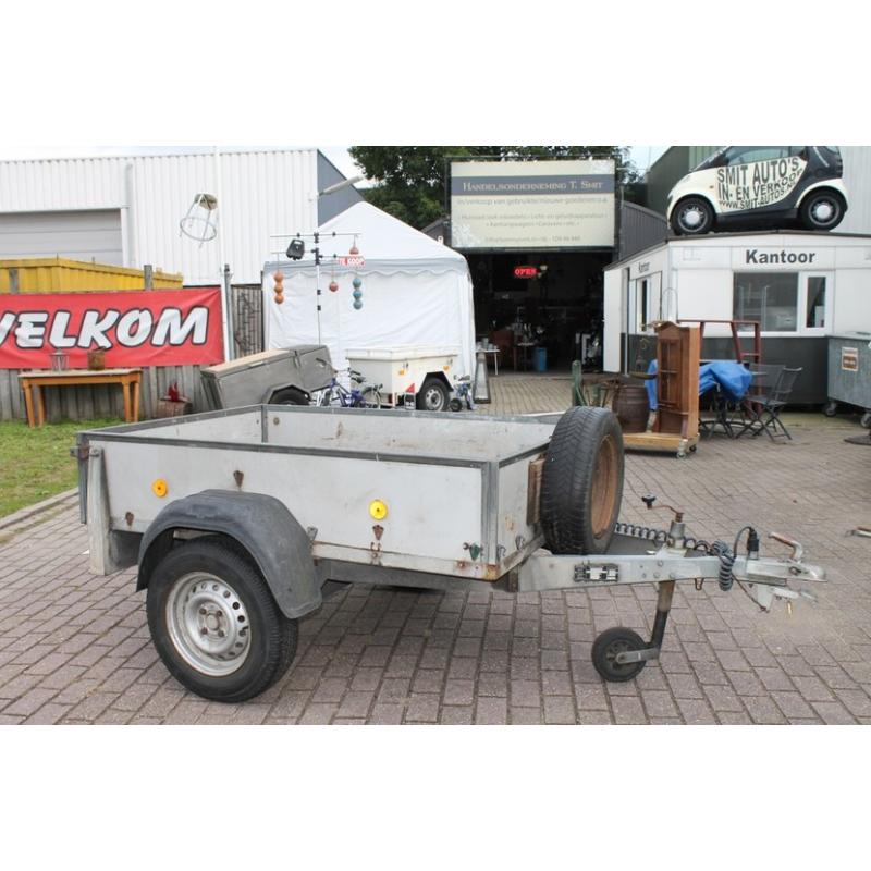 SALLAS PLATEAU VS2000 VERLAAGD 410 X 205 SUPER BJ 2006 NU 17   1 VERLAAGDE SALLAS PLATEAUWAGN BAKMAAT 410X205 2 TON OP KENTEKEN 1350 LADEN GOEDE BANDEN MULT