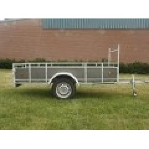 Aanhangwagen verlichtingsbord gemonteerd met ledlampen   Compleet gemonteerde verlichtingsbalk uitgevoerd met waterdichte ledlampen en mist achterlicht en k