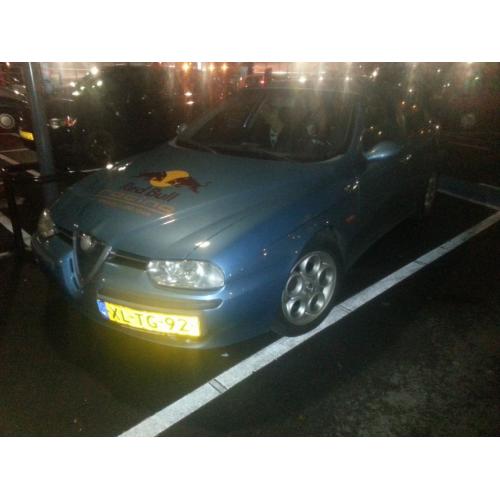 hallo mooi je alfa romeo   Hallo ik heb heer een alfa romeo hij kan voor mij niet uit heb er een paar dingen aan vervangen rem