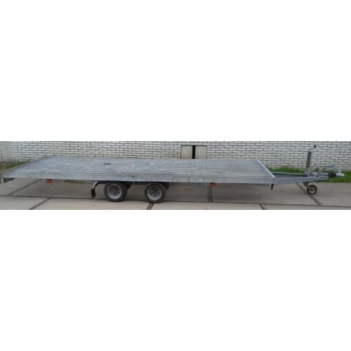 aanhangwagen   Z.G.A.N Gegalvaniseerd aanhangwagen bak maat (L) 180 (B) 115 Met twee nieuwe velgen en banden nie