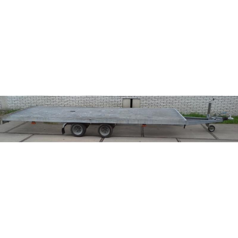 aanhangwagen   Z.G.A.N Gegalvaniseerd aanhangwagen bak maat (L) 180 (B) 115 Met twee nieuwe velgen en banden nie