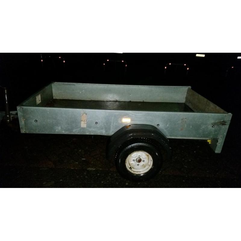 zware veldhuizen dieplader/aanhanger   te koop zware aanhanger 3 asser, schamel laad capaciteit 3.5t vaste oprijpaten zijplaten 