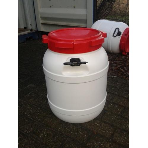 Zware Hydraulische Cilinder   Te koop: Zware hydraulische stuurcilinder nooit gebruikt Asdiameter 30 mm Slag 30 cm  