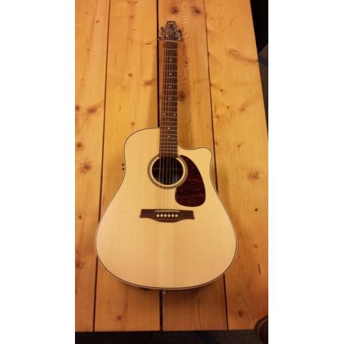 guild bluesbird s-4ce nt hr acoustic usa made 1997   in excellent conditie deze van 1997 bluesbird solid body acoustic zoals guild het noemt,waanzinnig