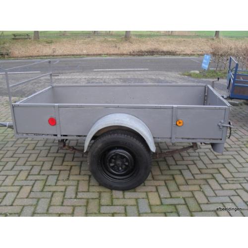 aanhanger   Mooie aanhanger lengte 165 breed 105 torsi as 