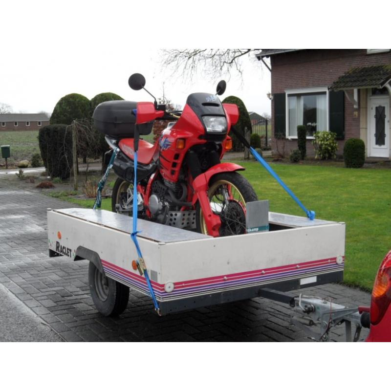 bagagewagen / rubberboot trailer   OPKLAPBARE BAGAGE WAGEN IDEAAL VOOR VAKANTIE. IS OOK MAKKELIJK OM TE BOUWEN TOT RUBBERBOOT TRAILE