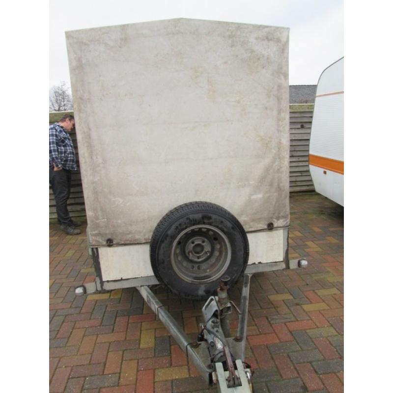 Aanhanger achterklep'   Maten 126 cm lang en 34 cm breed. Niet passend maak het op maat. 