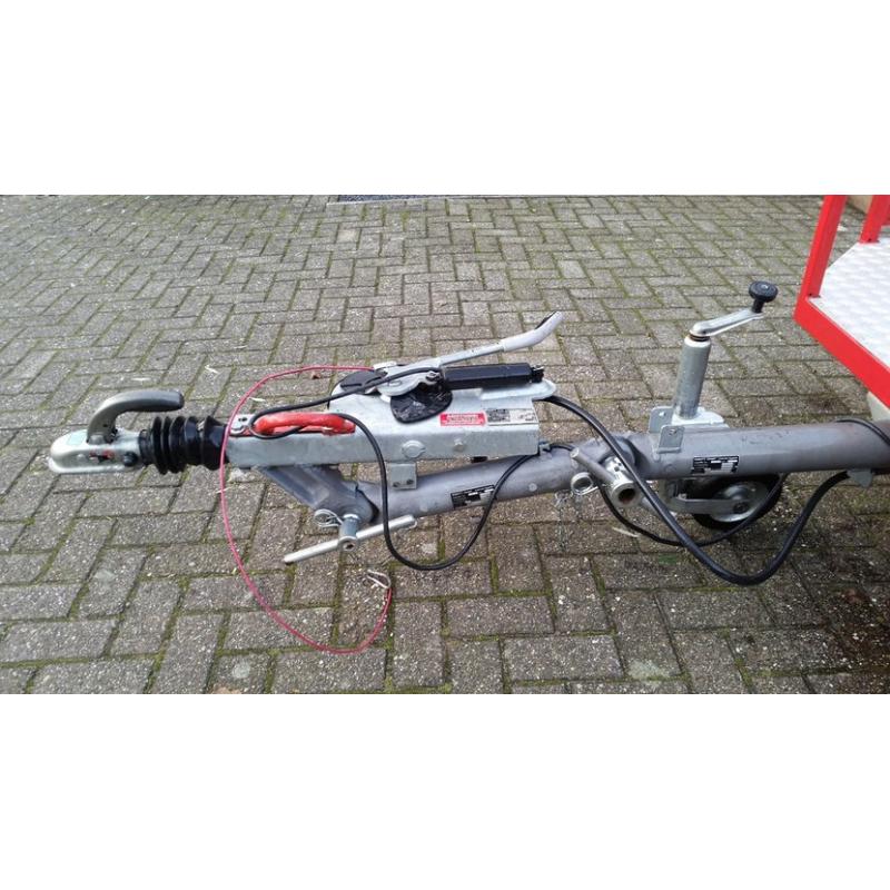 Te huur Saris Bagagewagen voor vakantie of kleine verhuizing   Ideale bagagewagen voor vakantie, surfen of kleine verhuizing. Huurprijzen: ?15,- per dag en week