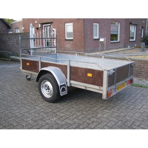 onderstel voor aanhanger   aanhanger onderstel van een vouwwagen max gewicht 500kg met oplooprem en 3 nieuwebanden en go