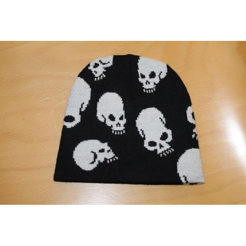 Beanie muts mÂ‚t ingebouwde speakers!   Beanie muts met speakers t.w.v. ?20,-. Specificaties: - speakers: 0.5W*2 - frequency respons