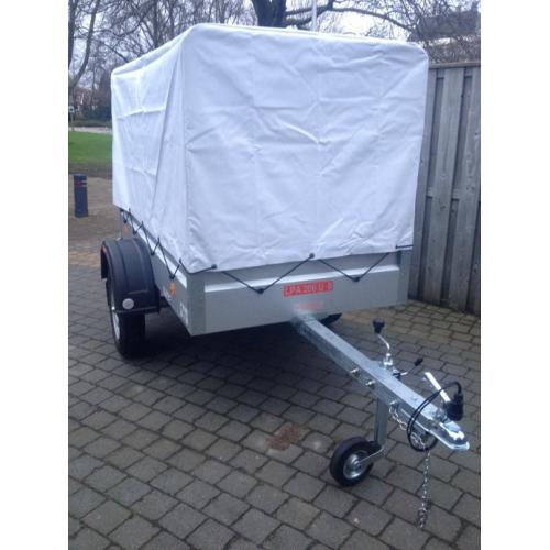 Aanhanger te huur vanaf 11 euro!   te huur! Iedereen mer een normaal rijbewijs B mag deze achter de auto hebben. - 14,95 per d
