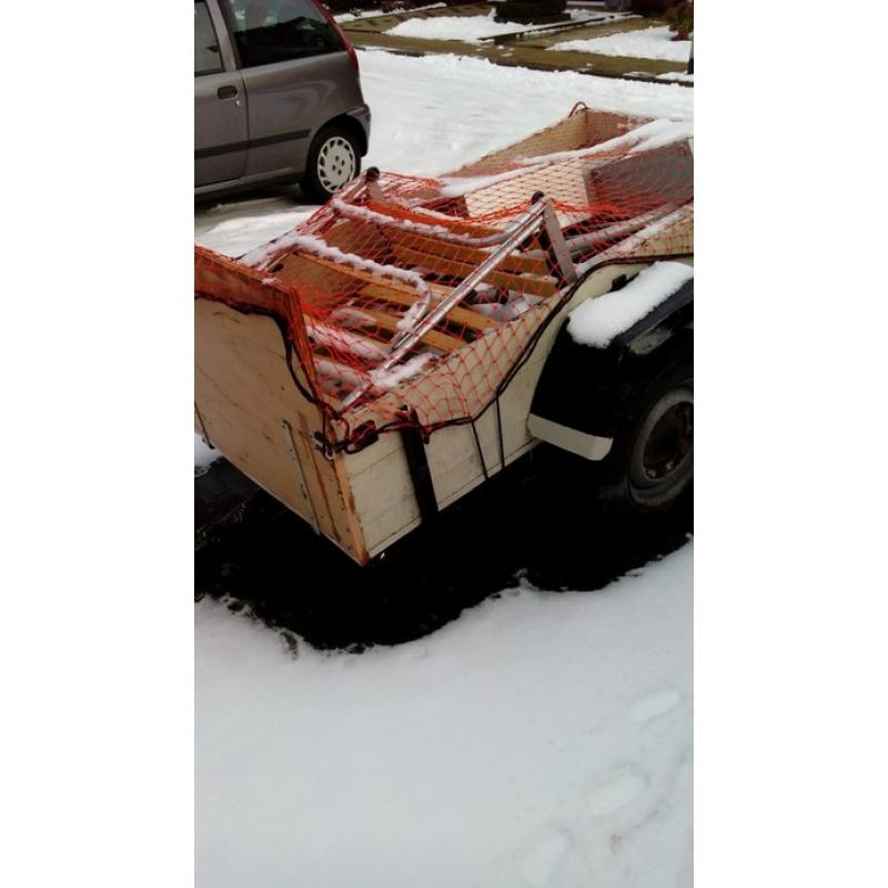 Ruime Veetrailer met dubbele bodem Vee trailer  Te koop Veetrailer Vee trailer Paardentrailer voor schapen,kleinvee,paarden,koeien alles past erin, 
