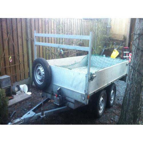 Floor aanhangwagen   te koop: Floor aanhangwagen bouwjaar: 1997laadklep &amp; zijdeuren, eigen accu's en verlichtinginteress