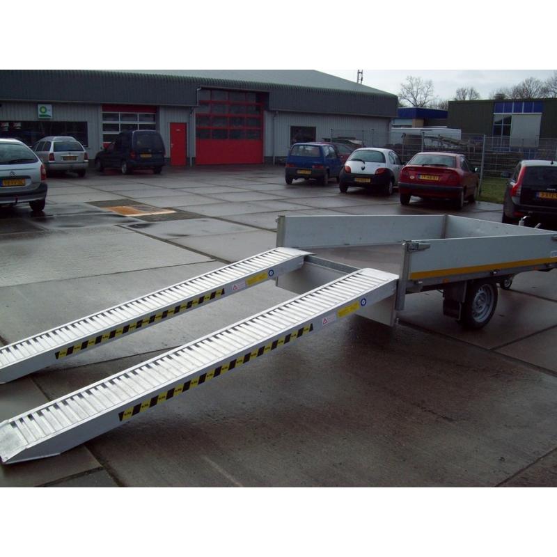 Solide tandemas huifaanhanger  Auto onderdelen en diversen > AanhangersKenmerken: Conditie: Gebruikt Levering: Ophalen Soort: Ge