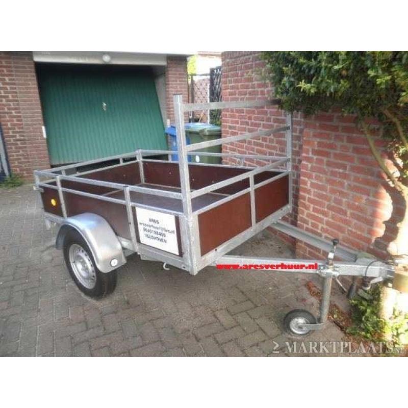 Brood verkoop aanhanger   Brood verkoop aanhanger in goede staat. Wordt momenteel nog gebruikt dus overname in overleg. Event