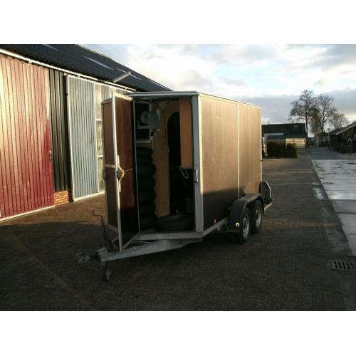 ERKA bagagewagen   ERKA bagagewagen Ideaal voor vakantie en camping. Uitrusting: Bagagenet Inwendige bakma