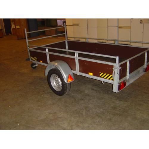 Ifor Williams machine transporter   Ifor Williams machine transporter Bouwjaar 1999 Totaalgewicht 2460kg Laadvermogen 1965kg Bi