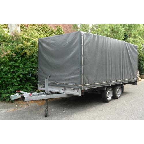 paardentrailer/aanhanger   Paardentrailer geremd merk: weijer model: W2000F gewicht : 695kg laadvermogen: 1305 maximaal g