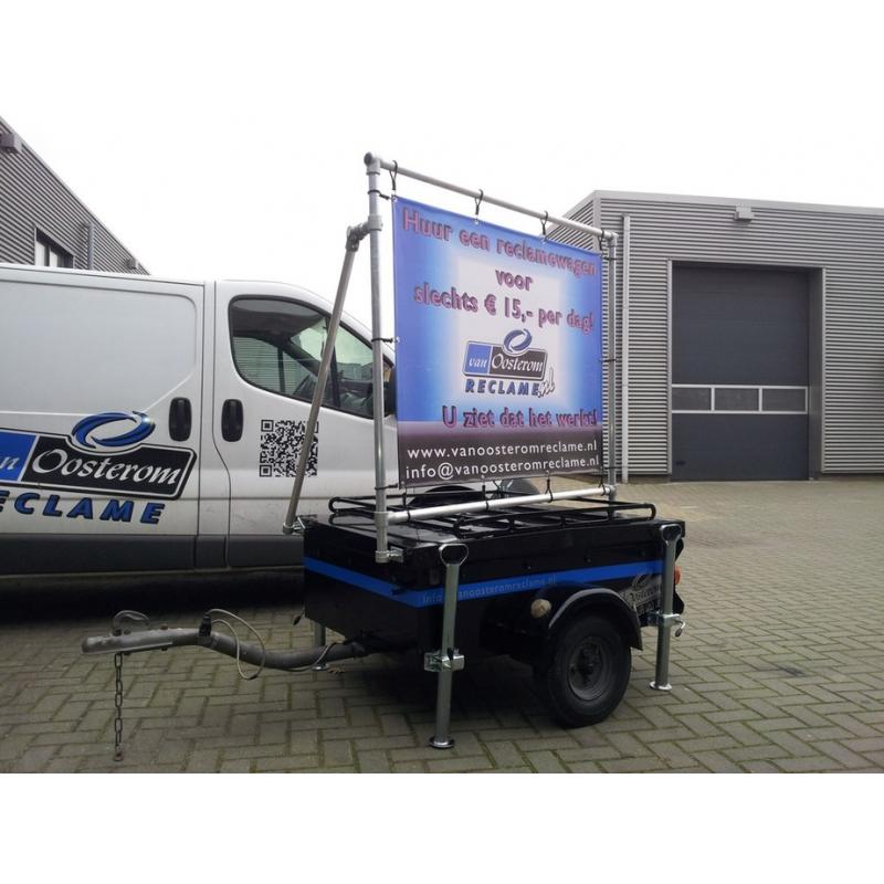 AANHANGER VOOR MOTOR OF BROMMERS   MOOIE BIJNA NIEUWE AANHANGER VOOR MOTOR OF BROMFIETSEN MEE TE VERVOEREN. LENGTE 2.50 BREEDTE 1.55