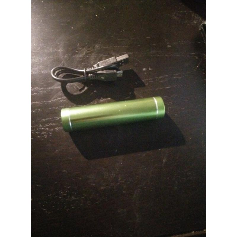 3 Samsung opladers   3 Samsung opladersGeschikt voor oude Samsung modellen.Zowel los als set verkrijgbaar.  
