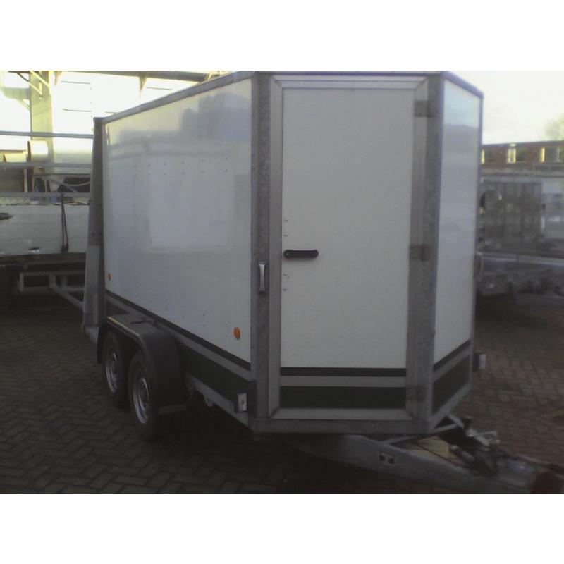 T.k aanhangwagen   Te koop aanhangwagen 2m x 1.22m gegalv. in goede staat. vr.pr. 450 euro.Tel.0633698305.  