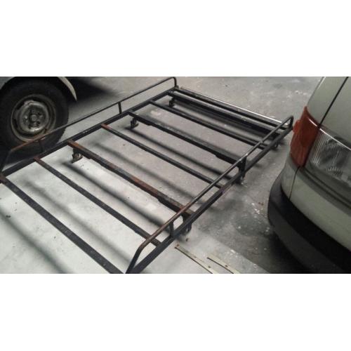 Ongeremde tandemasser   Ongeremde tandemasser. Bakmaat: 250 x 130. Licht metalen wielen, neuswiel, kentekemnplaatclips.  