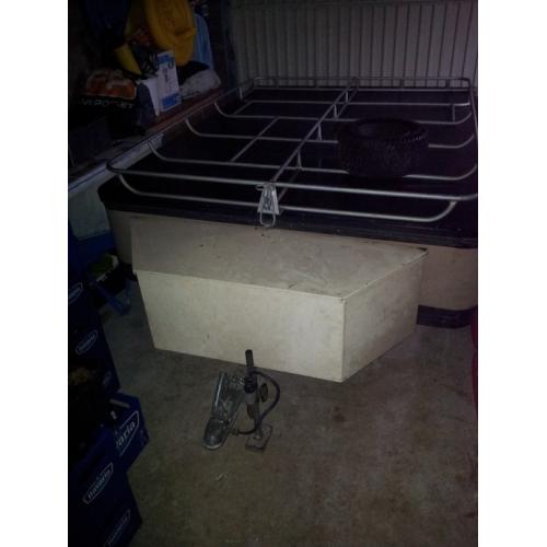 aanhanger   te koop aanhanger met bladvering binnen maten bak 1.70 x 0.95 x 0.40 totale breedte en lengte 
