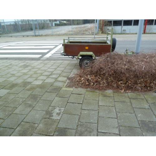 Bagagewagen 620 liter met fietsdragers ? 10,- dag   Te huur: Bagagewagen of vakantie karretje te huur Inhoud 620 liter Afsluitbare bagag
