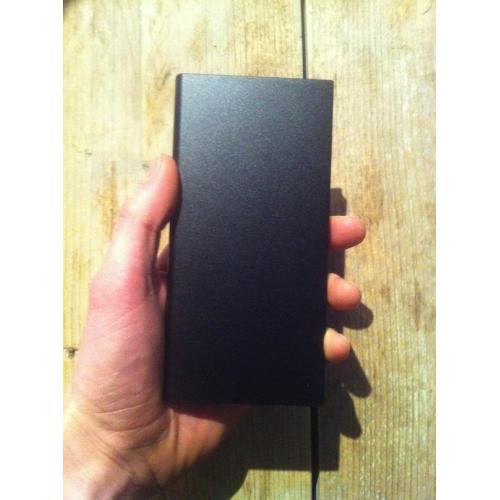 Originele opladerset voor Iphone 3,4, Ipod en Ipad [nieuw]   Hallo, Ik bied een opladerset die bestaat uit een data kabel (90cm) met usb oplader aan. Het setje