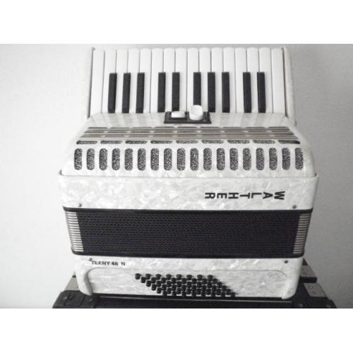 hohner lucia 96 bas   duitse hohner lucia 96 