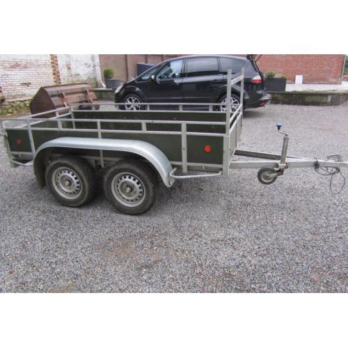 Te Huur Huif Aanhanger Bagagewagen Huren,Verhuur  Auto onderdelen en diversen > Aanhangers Kenmerken: Conditie: Niet van toepassing Levering: Ophal