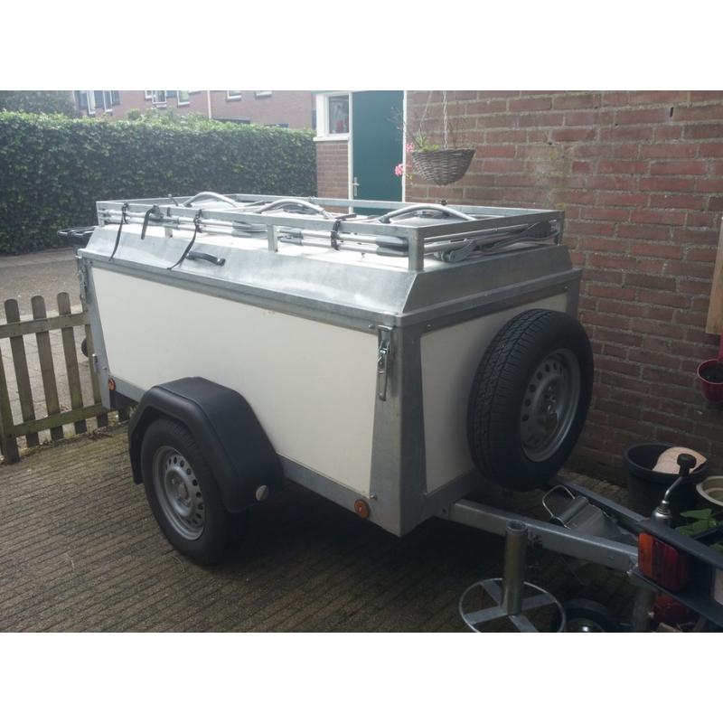 Aanhanger starre as  Goede staat voor weinig