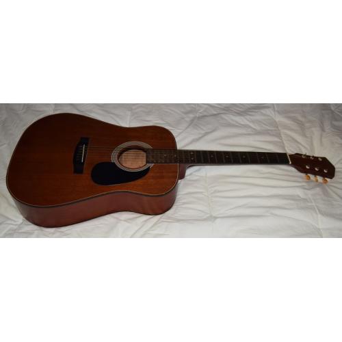 Collings SJ-maple bouwjaar 2008 made in USA   Een super mooie Collings SJ-maple uit 2008.Collings maakt enkel kwaliteits gitaren van massief hout