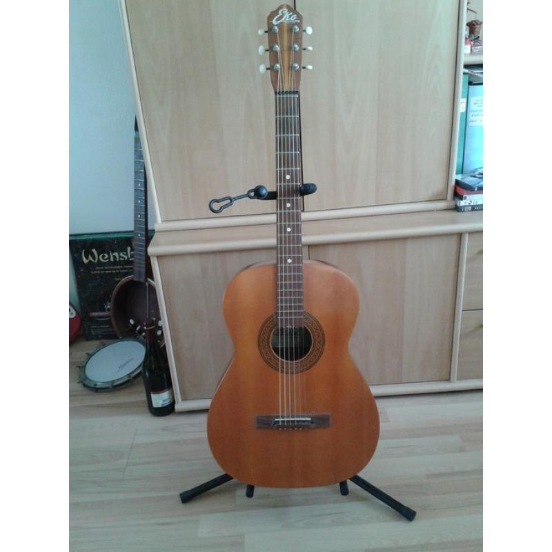 guild   te koop mooie en goede,uit de fender tijd! jaren 80/90 type F4ce-nt-hr usa AF042904.  