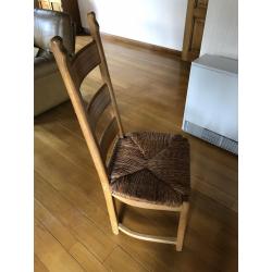 MASSIEF EIKEN STOELEN