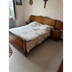 oude slaapkamer in goede staat