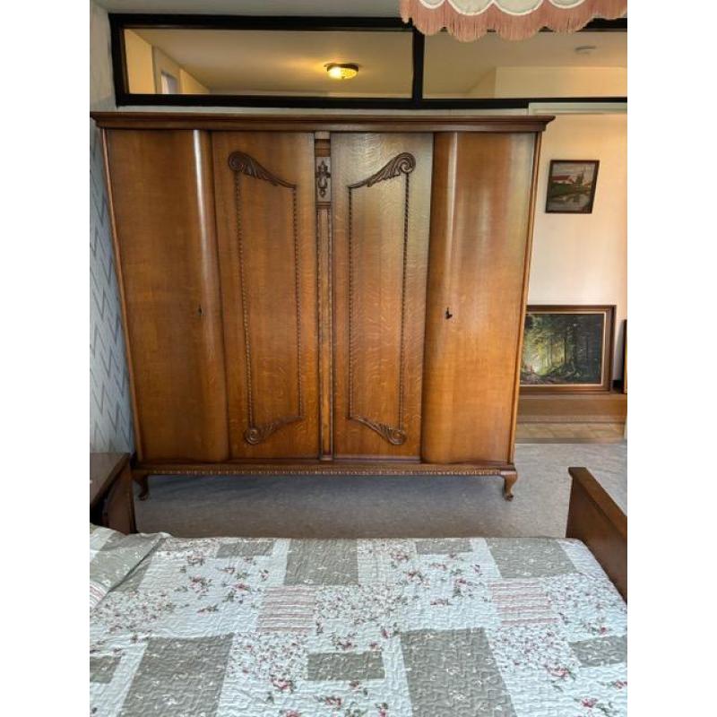 oude slaapkamer in goede staat
