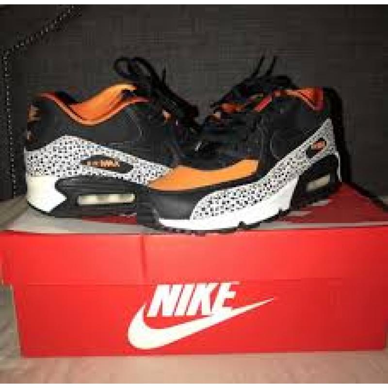 Nike air max 90 maat 35 t/m 46 verschillende kleuren €40 made in China