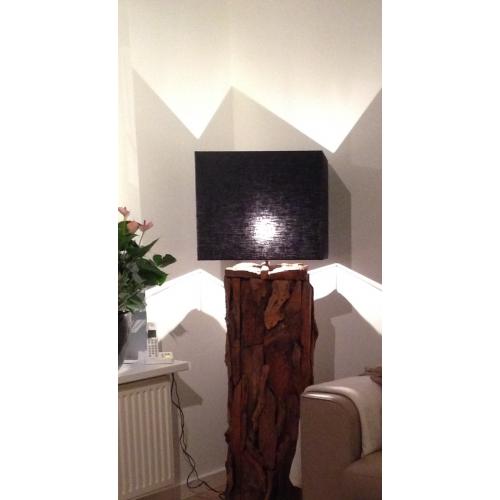 Houten staande lamp