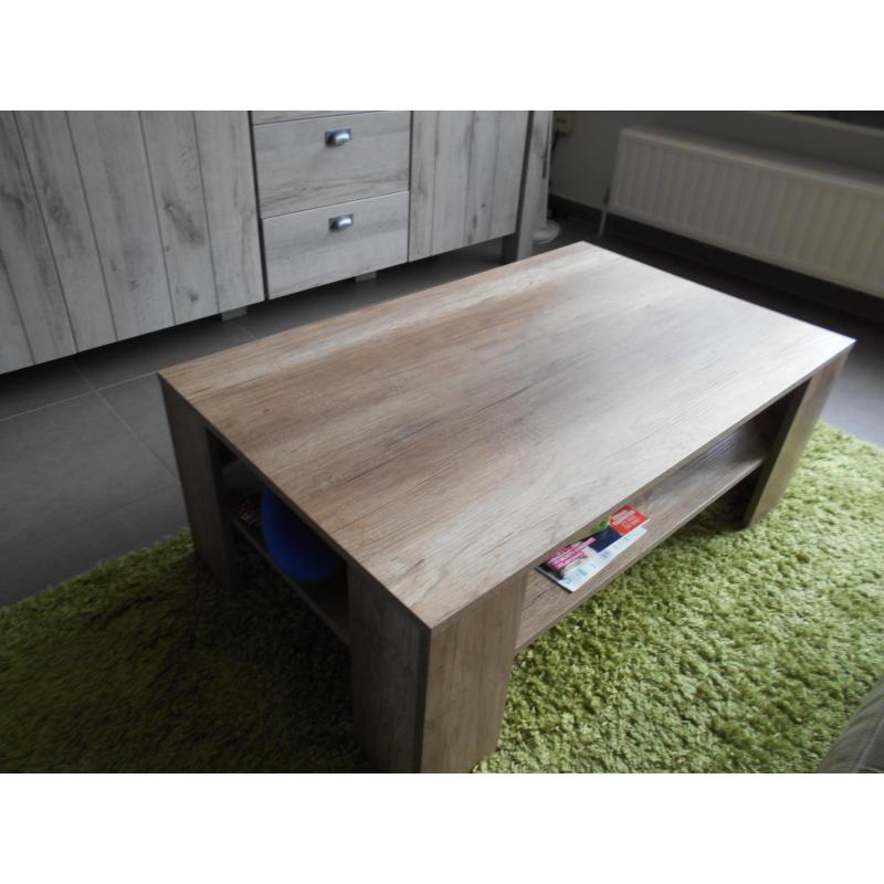Lichtgrijs eikensalontafel met opbergruimte z.g.a.n.
