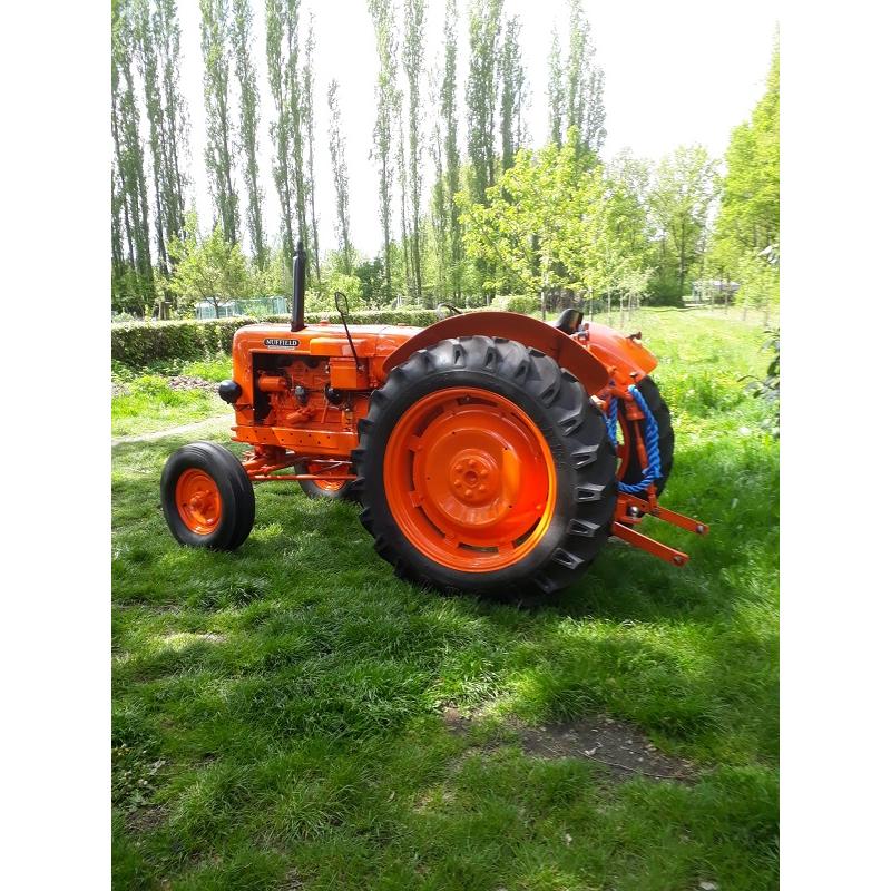 Nuffield trekker uit 1960