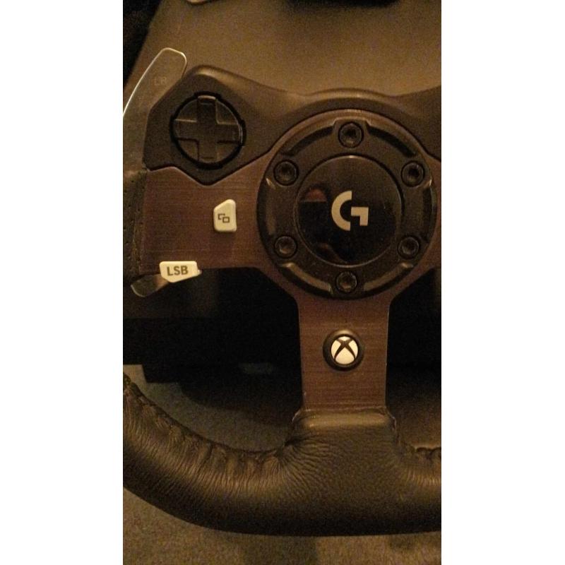 Logitech stuur en pedalen g29
