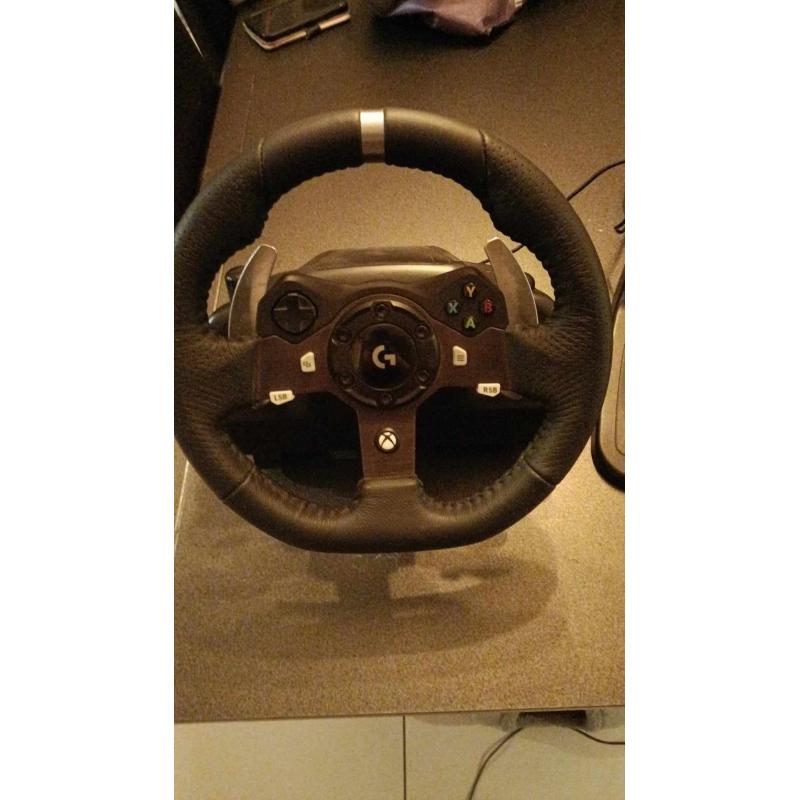 Logitech stuur en pedalen g29